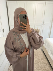 Abaya Alia