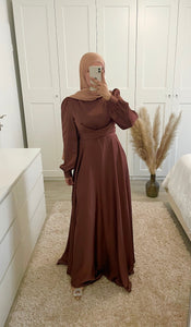 Robe Lamis