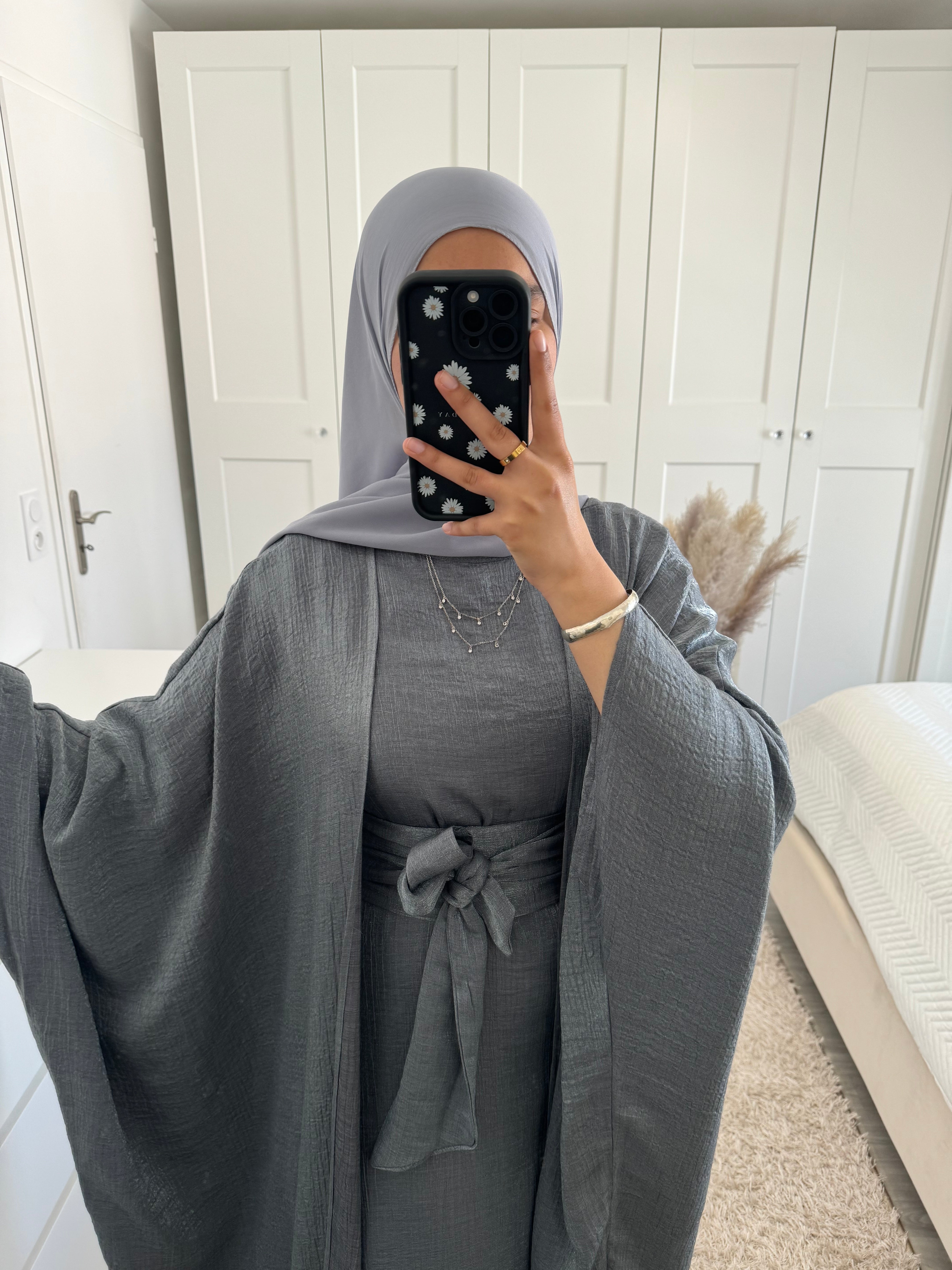 Abaya Neyla