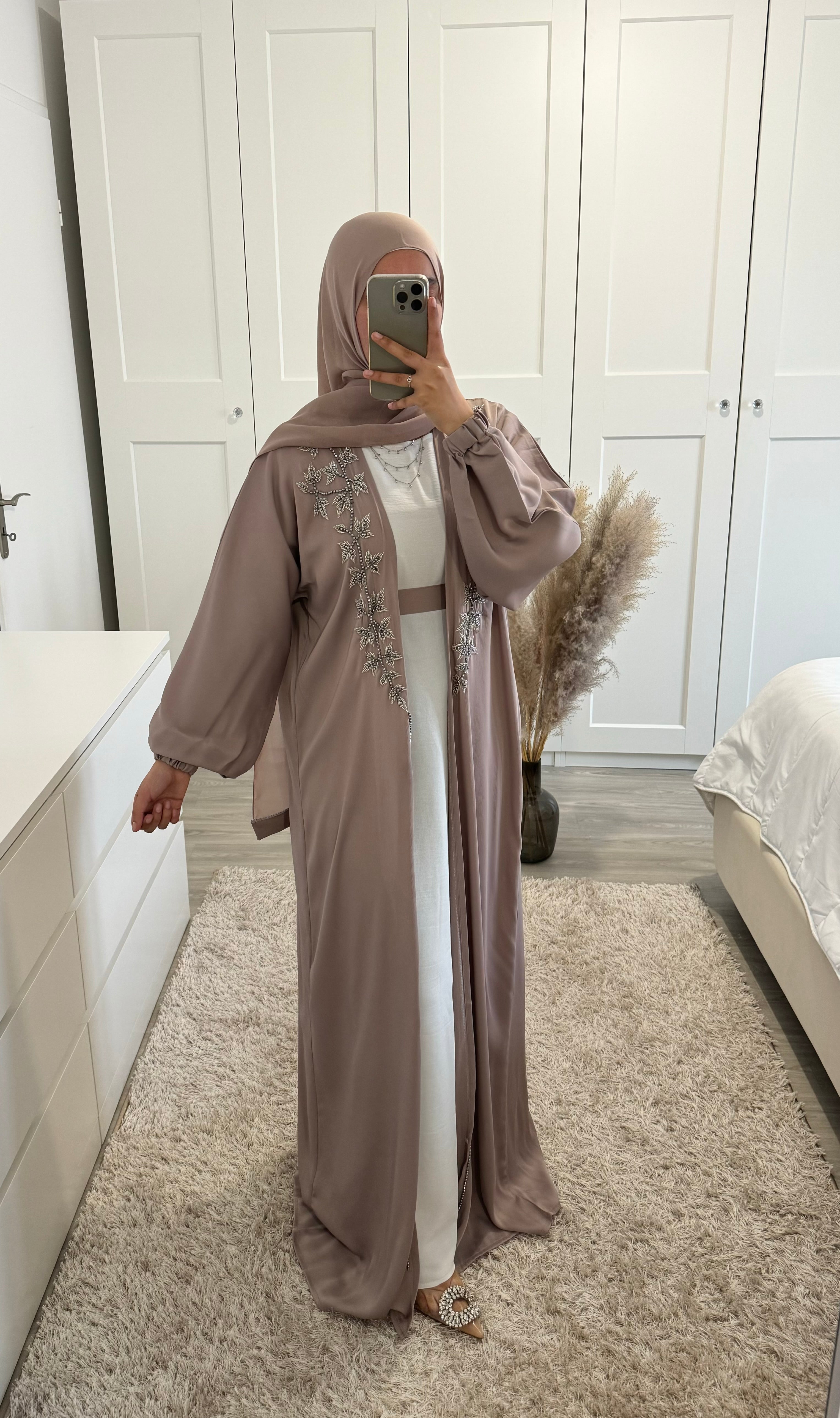 Abaya Alia