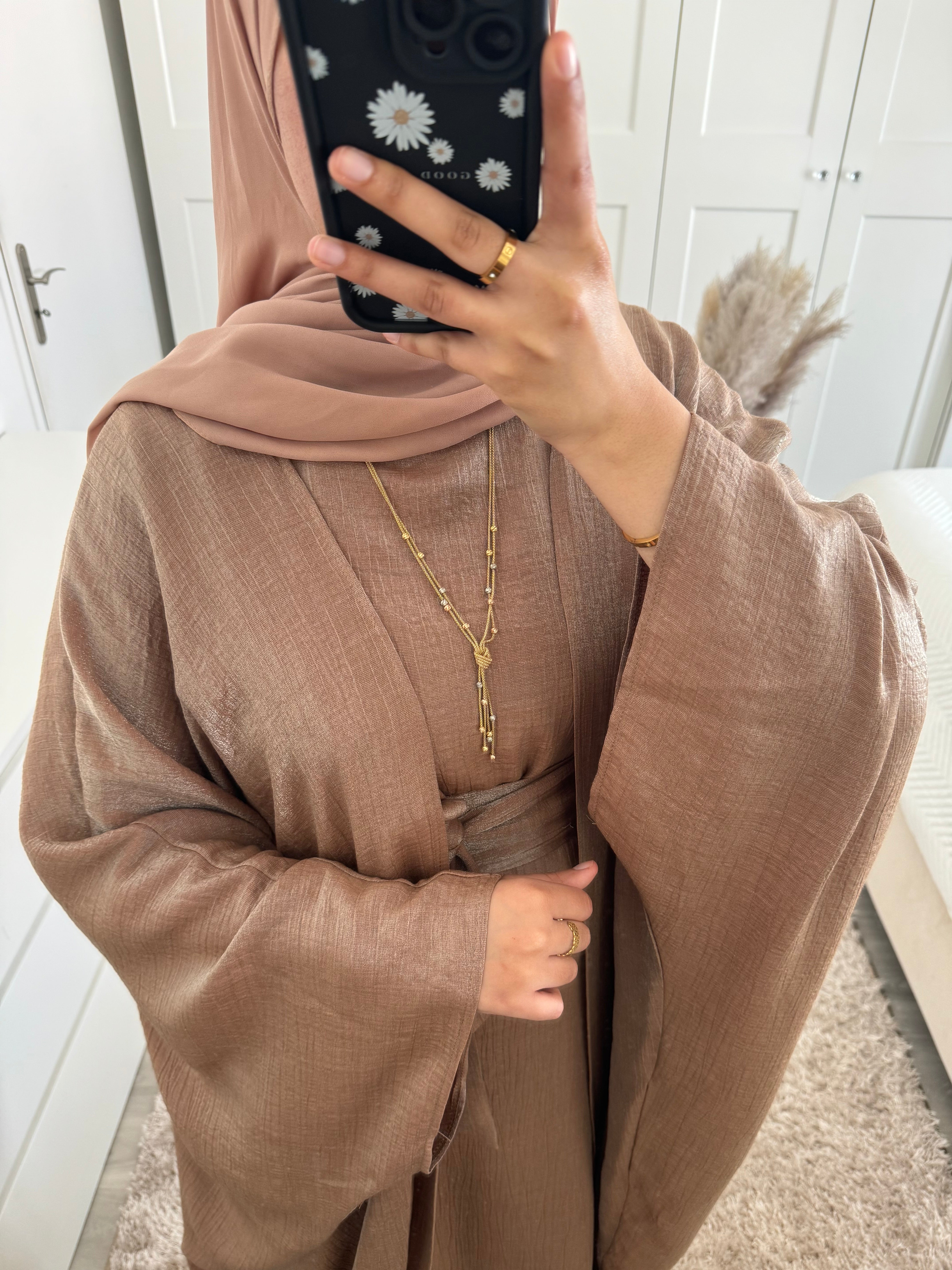 Abaya Neyla